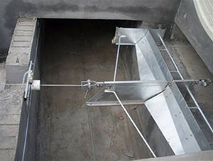 刮糞機